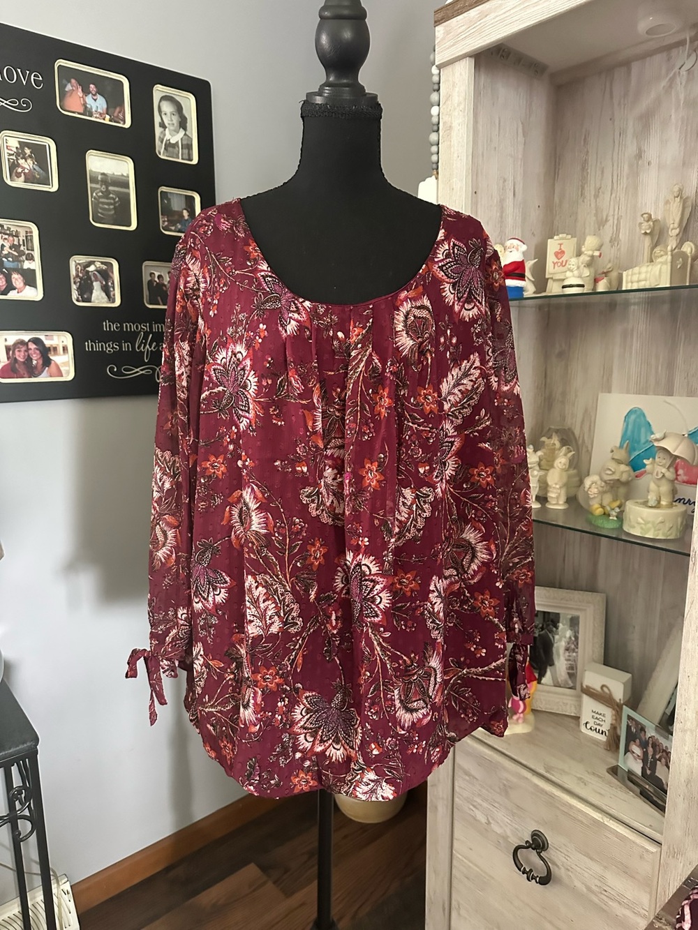 Roz & Ali Burgundy Floral Tunic Blouse